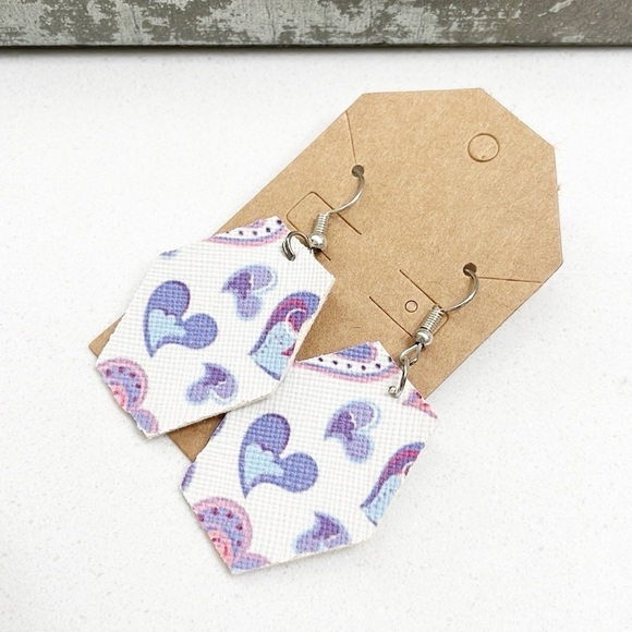 Heart print hand made earrings - Picture 1 of 2